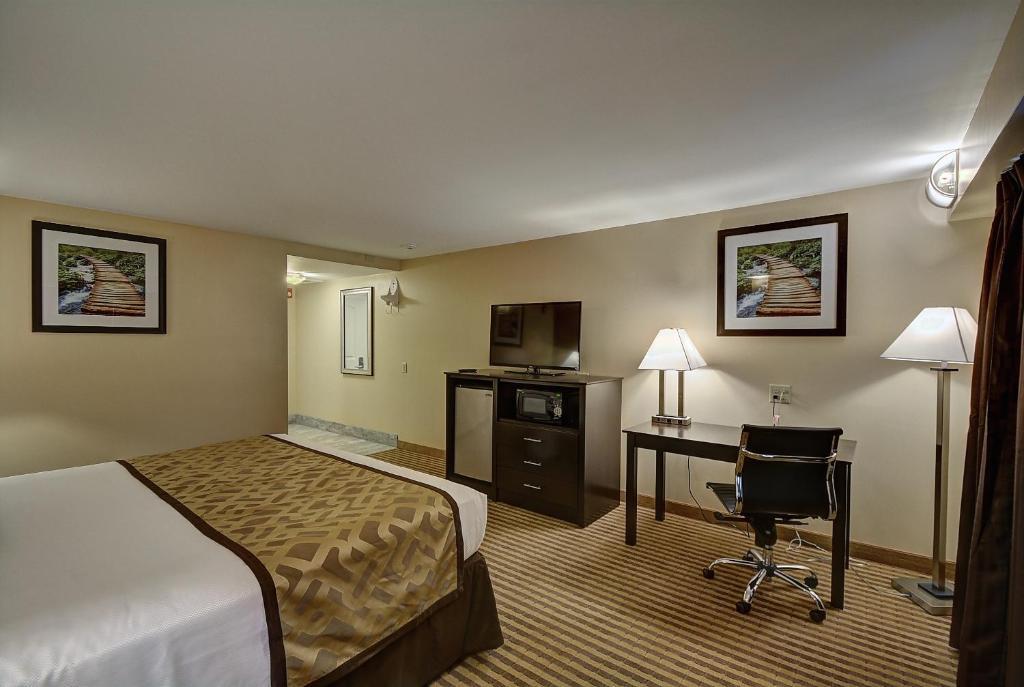 ThePutney_Inn's tweet photo. Escape to the peaceful charm of Southern Vermont at The Putney Inn. Enjoy a relaxing stay with comfortable accommodations. Book your stay today and visit website for more details.
https://t.co/SfWW2bSpOD
#PutneyVT #SouthernVermont https://t.co/qdjUMGqu3v