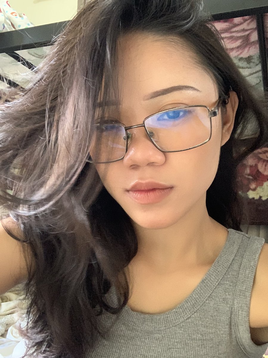 Simp4Addie777's tweet photo. mind all mine 🤓🌀 https://t.co/JBdWX6H6vh