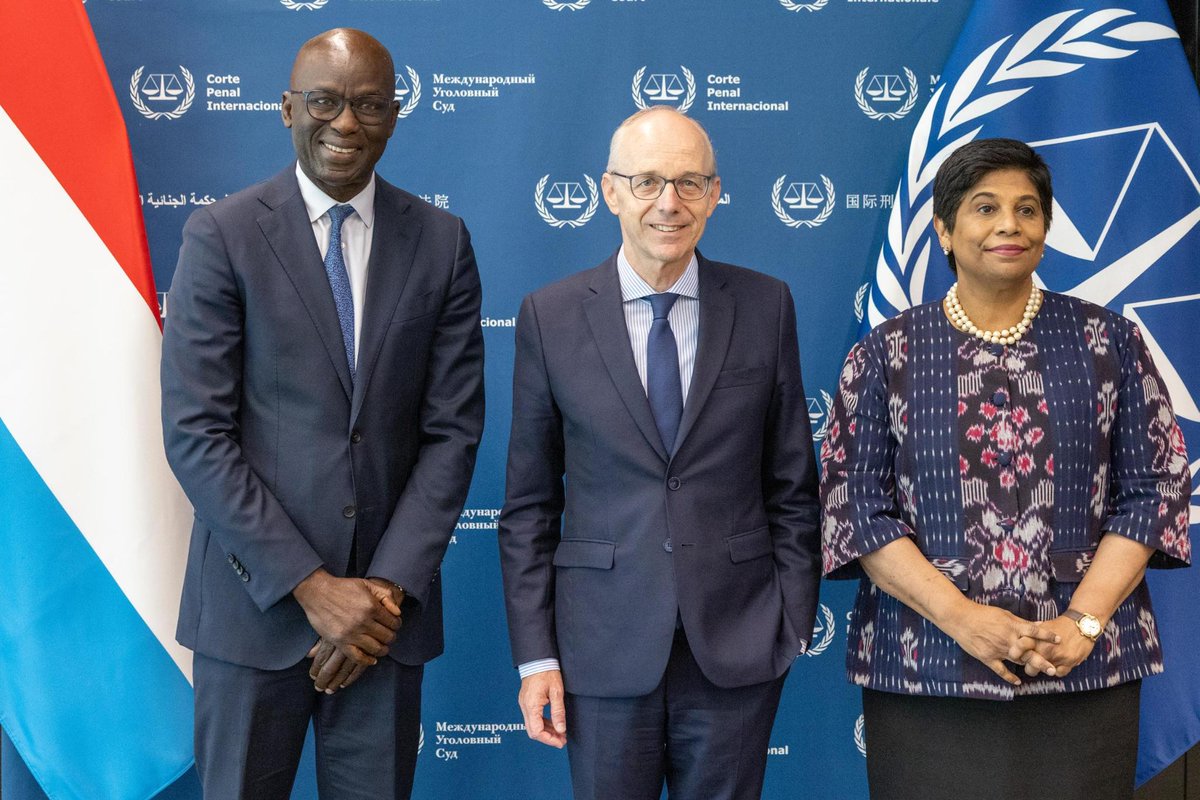 IntlCrimCourt's tweet photo. #BuildingSupport: #ICC Deputy Prosecutors Nazhat Shameem Khan and Mame Mandiaye Niang met with the Prime Minister of the Grand Duchy of #Luxembourg H.E. Mr Luc Frieden @LucFrieden, during his official visit to the Court. @gouv_lu https://t.co/iZDcCGj2Bd