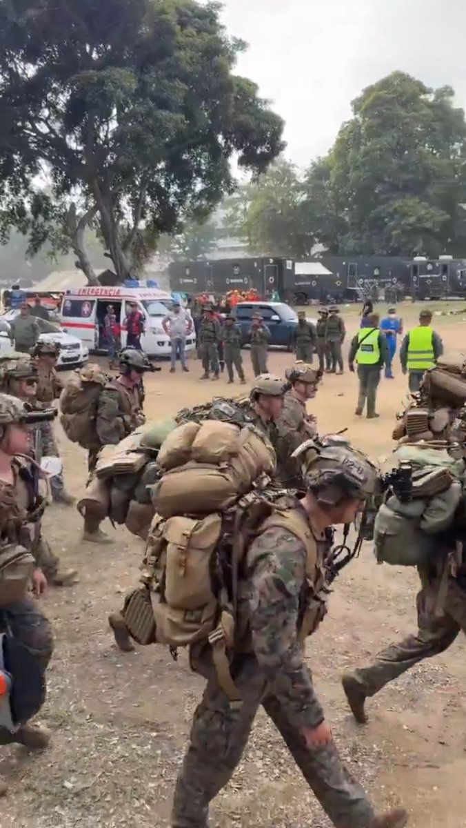 BronzyGuevara's tweet photo. 🚨🚨U.S Marines has entered Venezuela under the pretext of the earthquake relief, these are the seem troops that kidnapped the President Maduro,  Propaganda will work fast, they will use the earthquake to invade Venezuela, Wat is coming for the Venezuelan people in the next weeks or months is way worse than the earthquake, it will be catastrophe, child trafficking, rapes, looting, assassinations.

I hope the people of Venezuela will defend the legacy of Hugo Chávez and Nicolas Maduro, not falling for the capitalist vultures of American imperialism, 'the so called saviours.'

#Venezuela