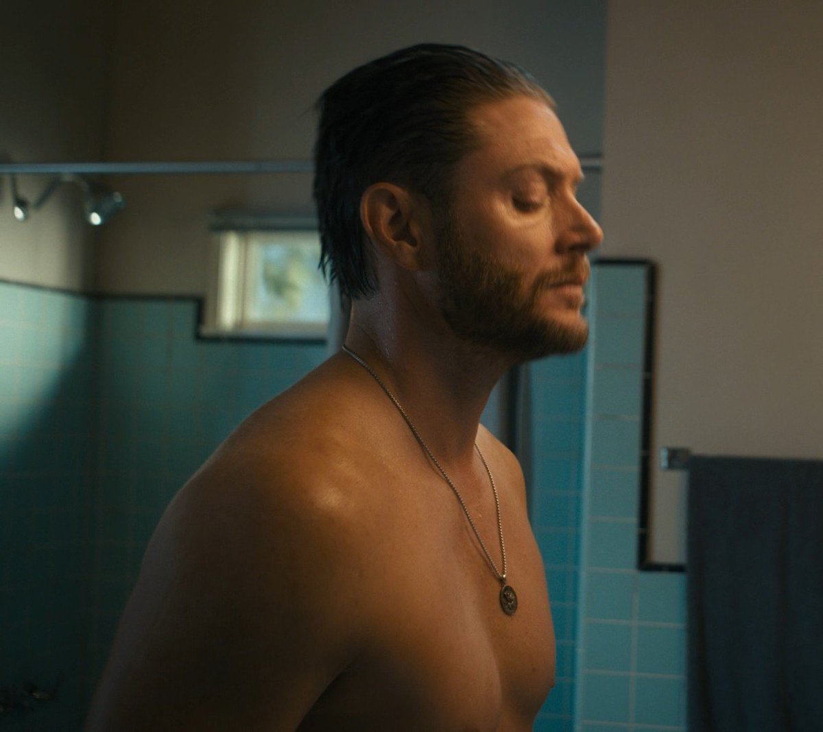JensenHourly's tweet photo. https://t.co/2fVUZ3Kn2X