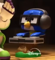 avengertoby's tweet photo. @MrJulianR1 I remember as a kid, I got really pissed about how this guy ended up in the support group for "unwanted" toys.

And I just did again, because that is the rawest design I have ever seen for a kids' meal toy, how did nobody want him and why didn't anyone tell me I could get him. https://t.co/WvCzTjJtOv