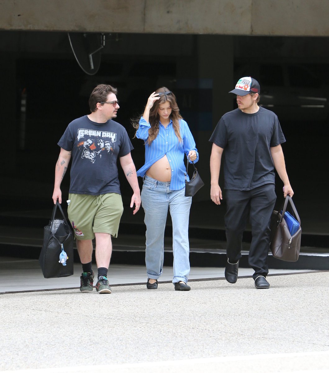 palvinaccess's tweet photo. 📸 | Barbara Palvin Sprouse and Dylan Sprouse out and about in Hollywood, California. (June 28, 2026) https://t.co/hQkucJcKxU