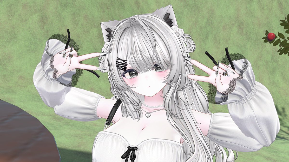 big8_yy's tweet photo. みるすかに帰りました。
ピクニック再びでした。
かわいいごんちゃんと卍解する三ツ星シェフ。
 #みるきぃすかいVRC https://t.co/TVOmiOtyUB