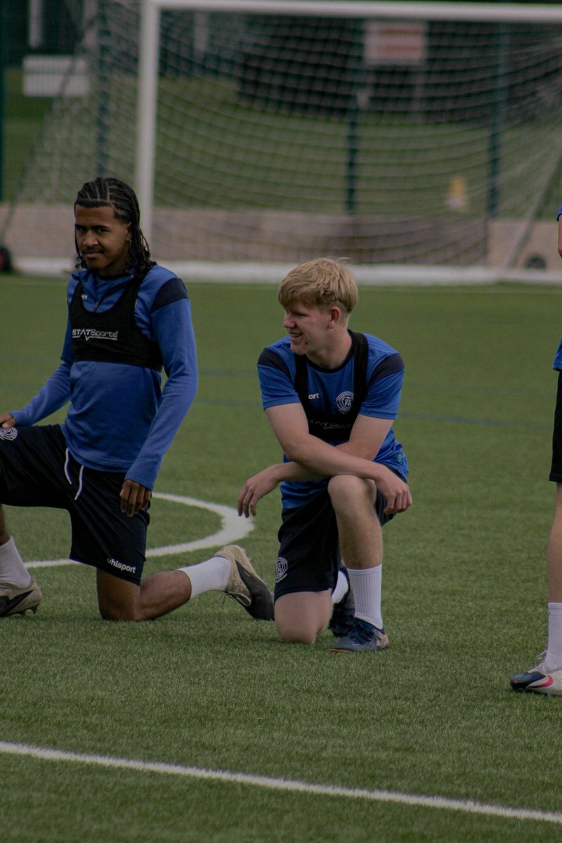 ChipTownAcademy's tweet photo. We welcomed back our first group of Academy players returning for pre season 🤝💙 https://t.co/MOKlCPtzIL