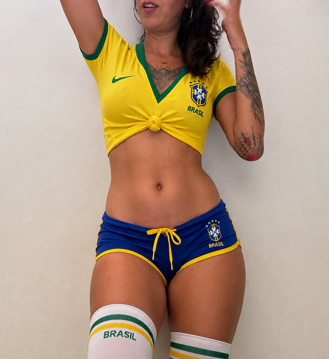 Me_Poupee's tweet photo. Vai Brasil!!!! 🇧🇷 https://t.co/iWRyZFeIOi
