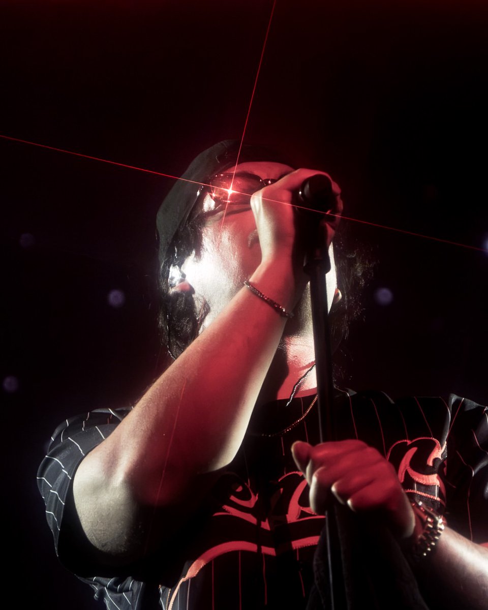 jojiargentina's tweet photo. 📸 Más fotos de Joji (@sushitrash) en el concierto de Brooklyn, Nueva York 
26.06.26

© justinimage vía Instagram! https://t.co/2F76gppD3W