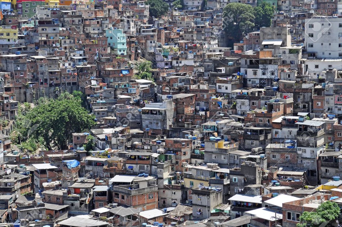 Millxn265's tweet photo. Hiroshima después de dos bombas atómicas ///// Rio de Janeiro sin haber sufrido nada https://t.co/Gnt8OCKPmE