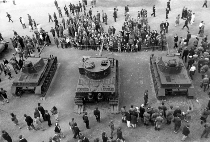 Tank_Archives tweet picture