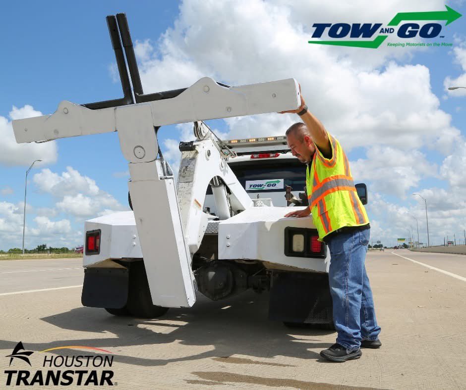 houstontranstar's tweet photo. Did you know you can get a FREE tow if your vehicle breaks down on a Harris County freeway? Call 713-881-3333 &amp; Tow and Go will quickly get you to safety. In the Houston TranStar app, tap on the tow truck icon in the top left corner to call them. Link in bio to download ✅ https://t.co/qio8STAtmP