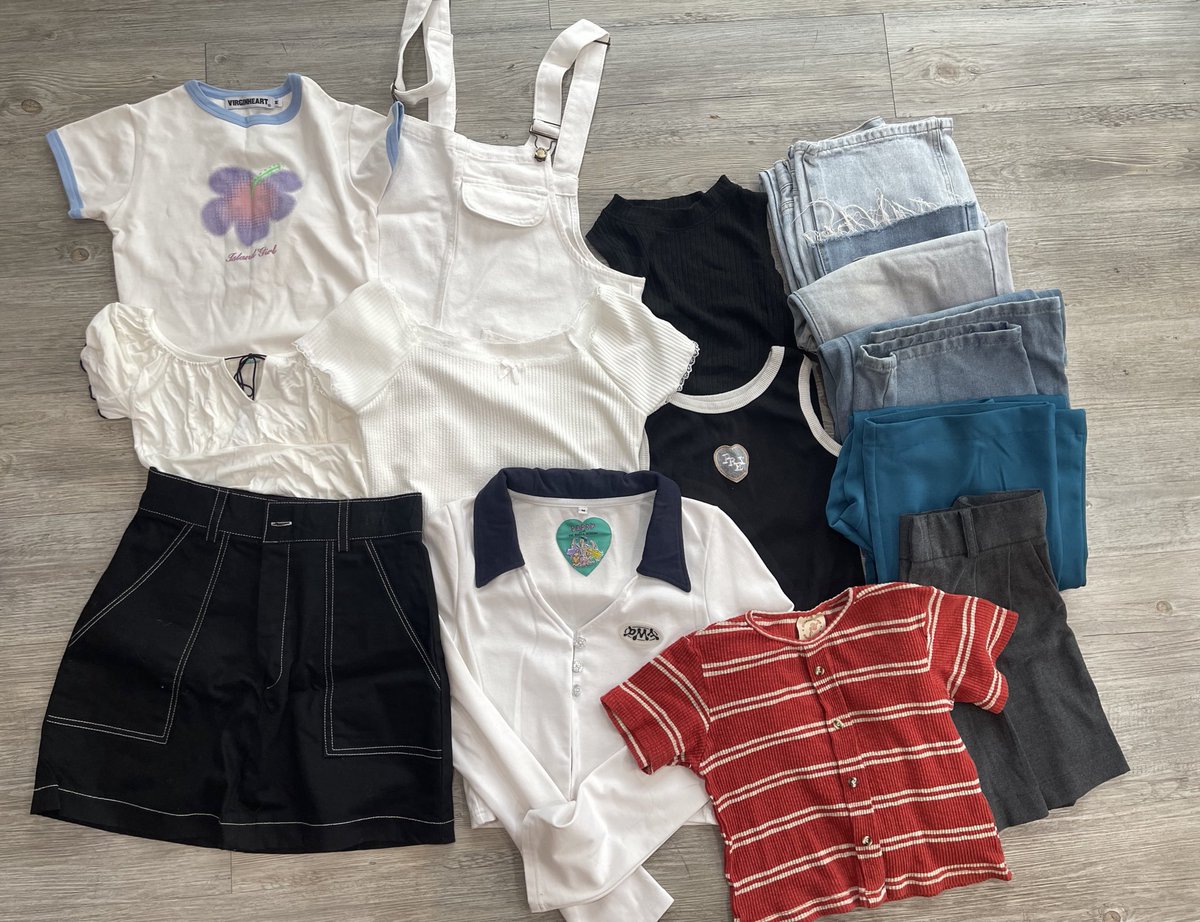 usebymmm's tweet photo. ส่งต่อเสื้อผ้า มีมากกว่าในรูป 🎀🩷

 𐙚 ลงวันนี้  🧸

Shipping 40

#ส่งต่อเสื้อผ้ามือ2 #ส่งต่อเสื้อผ้ามือสอง #เสื้อผ้ามือสอง #ส่งต่อเสื้อผ้า #cintage #vghbkk #ส่งต่อstylist #ส่งต่อpromthong #ส่งต่อcintageshop #โล๊ะตู้ #mon2sun #โล๊ะตู้ #ส่งต่อbeming #โล๊ะตู้เสื้อผ้า https://t.co/sKYoSKWXV7