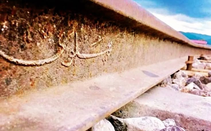 ariaban_84's tweet photo. پهلوی ریشه در این خاک داد. https://t.co/j1DzjZldvr
