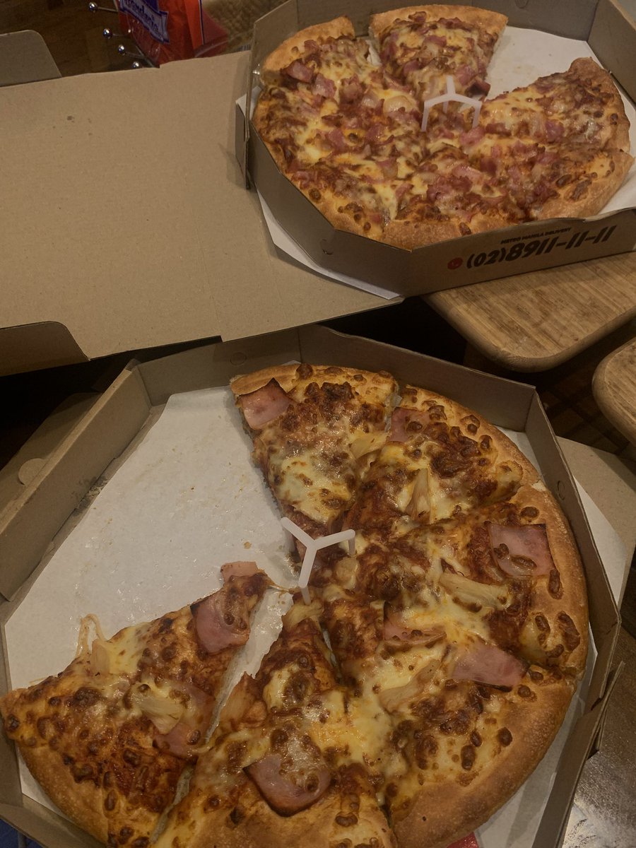 zhaoyufanlvr's tweet photo. ginawa ko nalang ata sa buhay ay lumamon #foodtwt https://t.co/H3fllA18xN