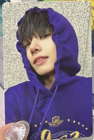 ihanfourz's tweet photo. this sit at the same table with jaehyun how? kit ver. photocard like https://t.co/e9TY8BJLb5