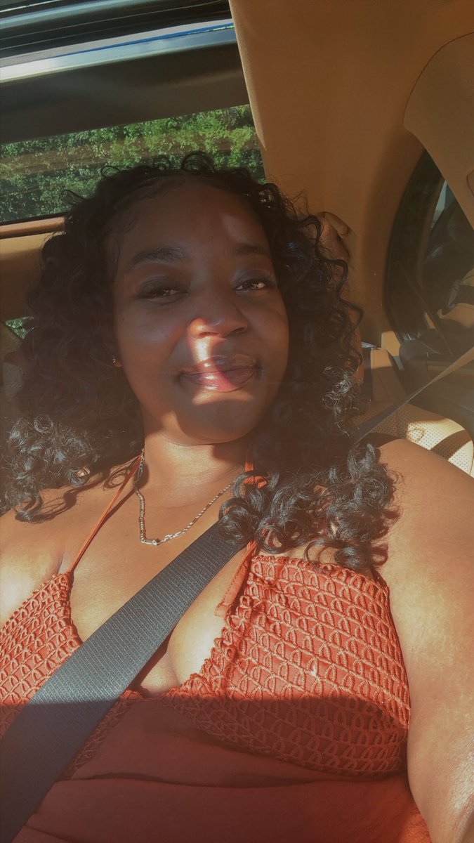 imthatkay's tweet photo. Showing face and skin 🫶🏽 https://t.co/BglLwOqXnC