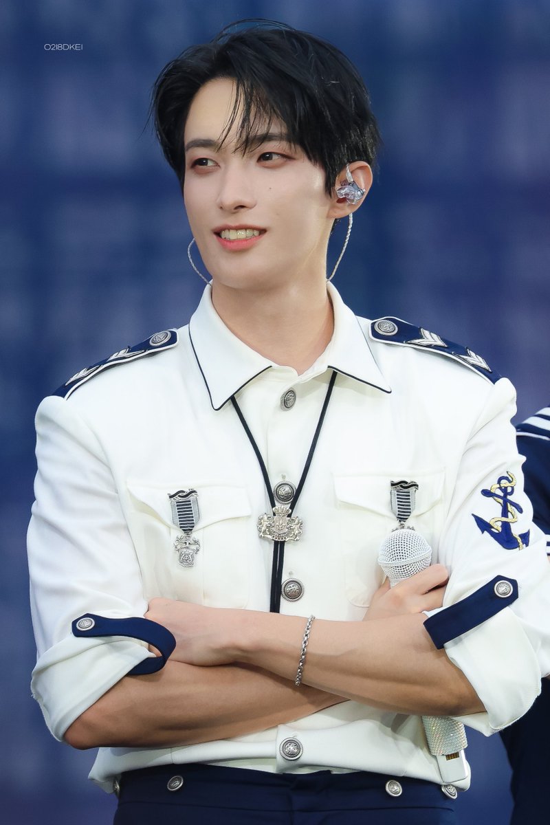 o2i8dkei's tweet photo. 260621 #도겸 https://t.co/n35THZ3uRt