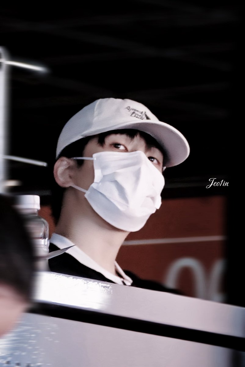 Jeo1in's tweet photo. 260621 CARATLAND 
🖤🤍🥹

#원우 #WONWOO #ウォヌ #全圓佑 
#세븐틴 #SEVENTEEN https://t.co/c1H4ZvxWTZ