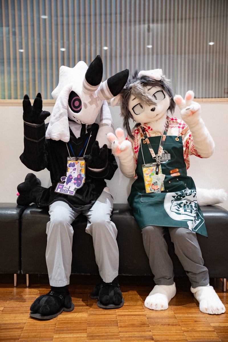 mochiri_work's tweet photo. ケモスク楽しかった！！

夕尋ちゃん　@YuhiroAsh 
ぎんぬ　@uriwinu 
ヨプテくん　@KANAlia321 
ティグリスくん　@ron1092222 

📷　@mioru_work https://t.co/UuwlBK4uxk