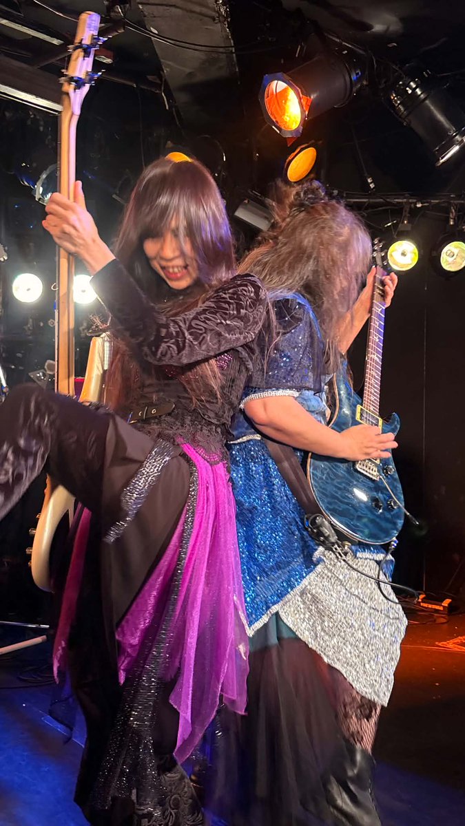 kyowyaofficial's tweet photo. 2026/06/21(日)
La.mama SetList
SE/we are KYOW-YA(edt. Akira Konagai)
1/私は嵐
2/Fire
3/Look at Me
4/水の中の逃亡者
5/BAD BOYS
6/その後で殺したい
7/限界LOVERS
8/FAIRY

#kyowya #showya #本気のコピーバンド #ジャパメタ #ガールズバンド https://t.co/jWOJ21LExY