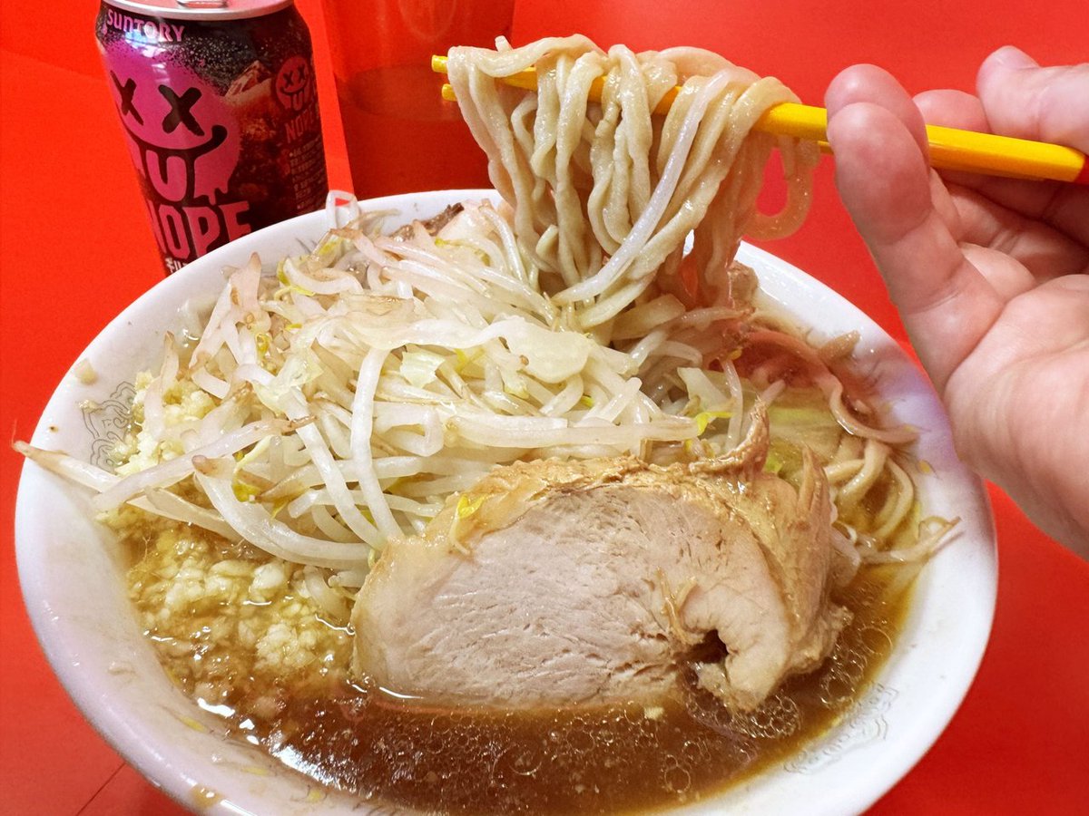 getnewsfeed's tweet photo. これからラーメン二郎沖縄店に行く人にアドバイス
https://t.co/9yhSxsZLT1 https://t.co/WG3g77AOkk