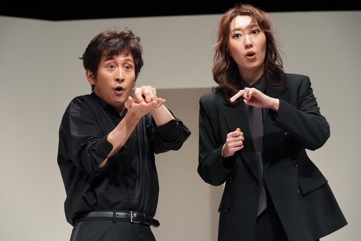 stage_natalie's tweet photo. 突っ走った1年間…成河らが“自分たちの言葉”で立ち上げた「ハムレット」本日開幕（舞台写真17枚 / コメントあり）
https://t.co/hDy8UxXPha

#風姿花伝ハムレット https://t.co/1BXhY9OqR2