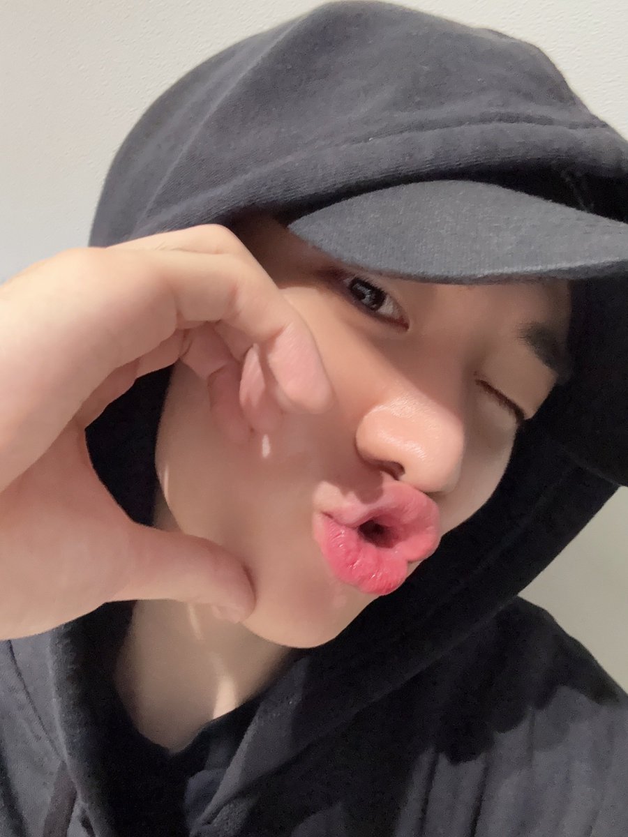 moonlight1206_'s tweet photo. 하 너무 깜찍해 https://t.co/OISnJtrLT7