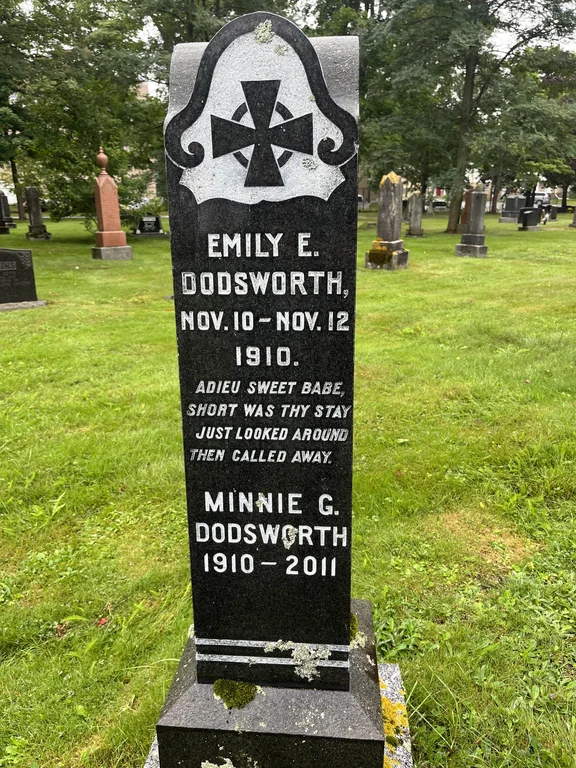 Rainmaker1973's tweet photo. This gravestone is shared by twin sisters: one lived for just two days, the other for 101 years. https://t.co/f01vuRwFwI