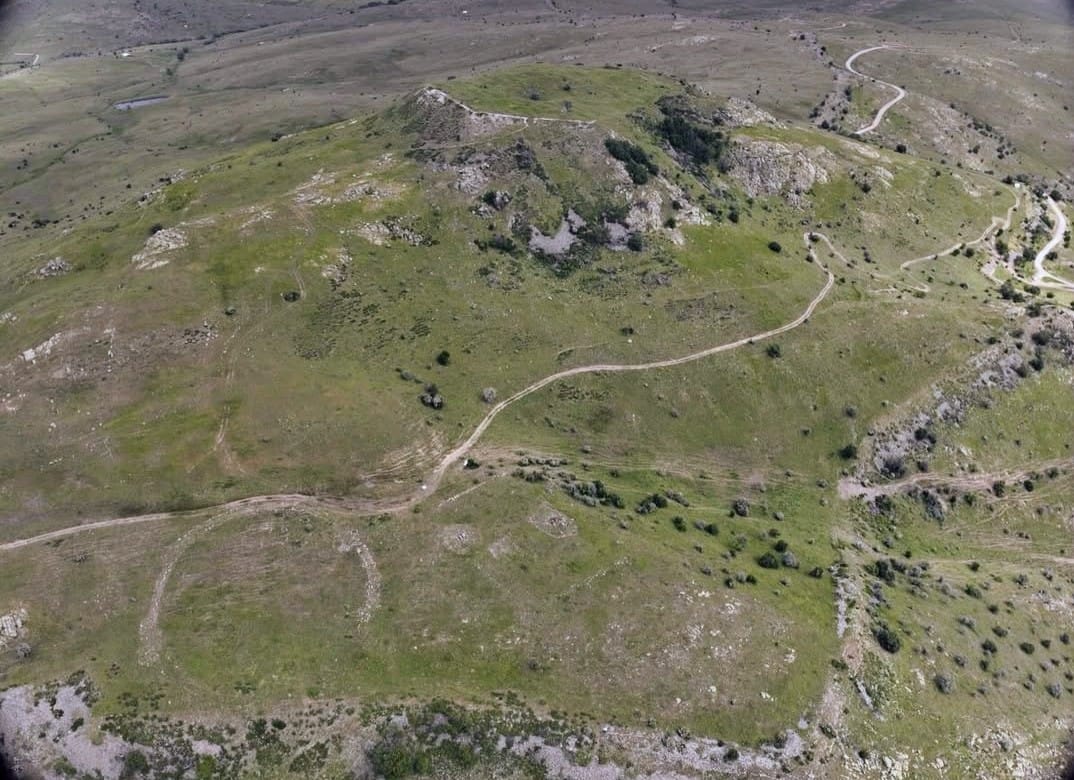 arkeoloji_sanat's tweet photo. Kerkenes’te Proto-Türk İzleri Araştırılıyor: Pteria Antik Kenti’nde Yeni Kazı Sezonu Başladı.
https://t.co/nfzdIdA3Dl https://t.co/bLYiovf74J