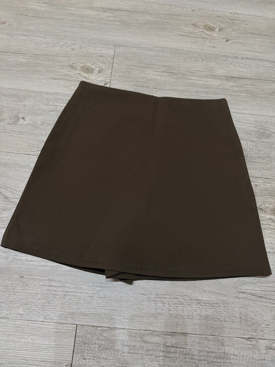 usebymmm's tweet photo. 🧺 80 

กระโปรงกางเกงมีซับใน ผ้าหนาไม่บางค่ะ
ป้าย 14.DAYS
Size S

#โล๊ะตู้เสื้อผ้า #ส่งต่อเสื้อผ้า https://t.co/dqWaVEjKMo