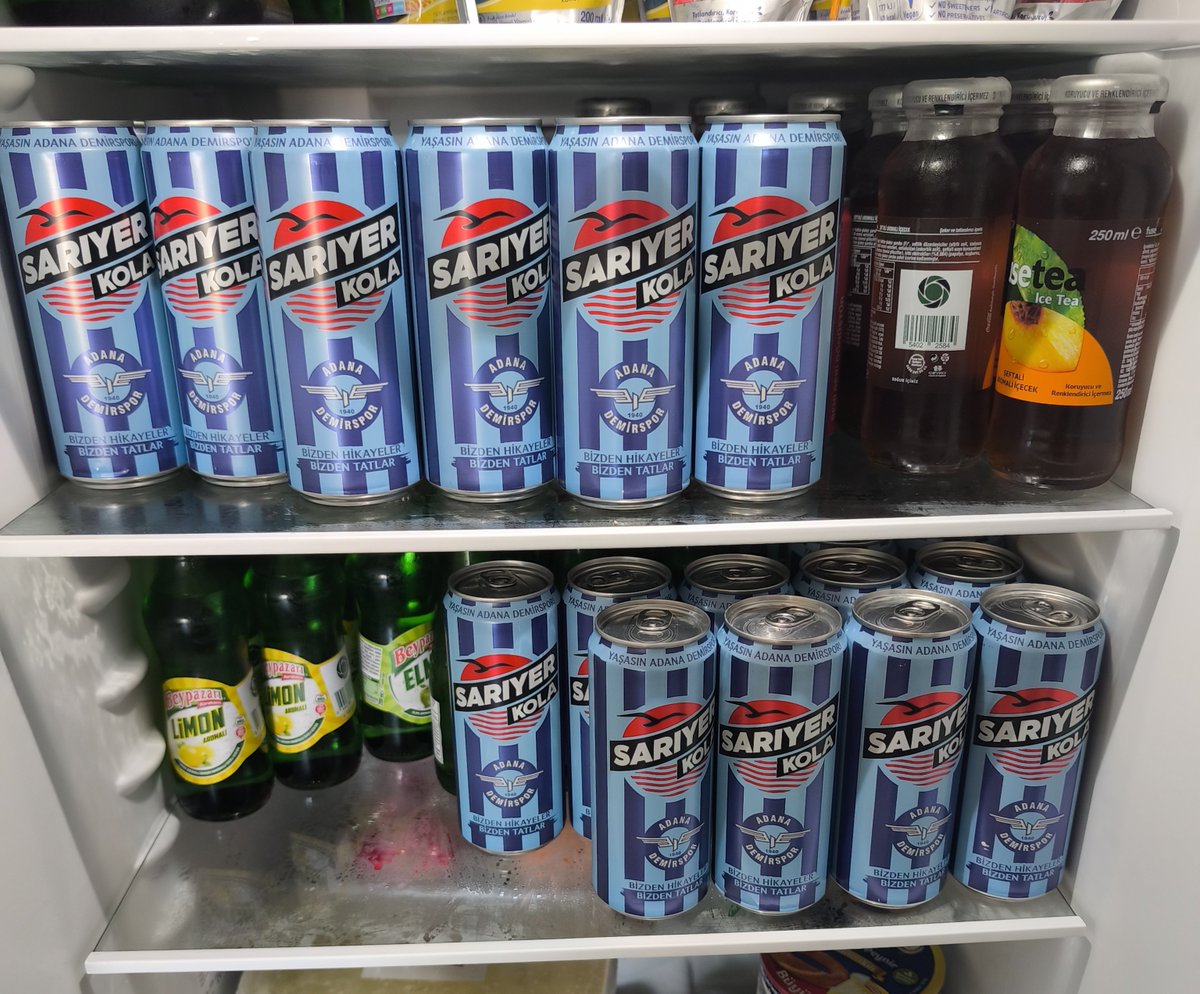 slymnlr's tweet photo. Şirketin dolabını kola doldurdum içmeyenin kafasına atıyorum https://t.co/6ZECjlLTAm