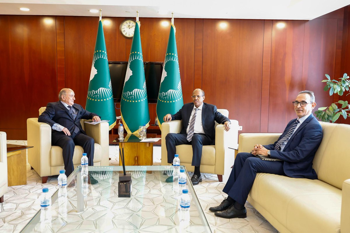 _AfricanUnion's tweet photo. The Chairperson of the African Union (AU) Commission, H.E. Mahmoud Ali Youssouf, today received briefing on the political situation in Sudan & ongoing mediation efforts from Ambassador Mohamed Belaiche, his Special Representative and Head of the AU Liaison Office to the Republic of #Sudan .

The Chairperson @ymahmoudali & Amb. Belaiche also discussed the reopening of the AU Liaison Office in Khartoum. In this regard, the Chairperson underscored the importance of undertaking a rapid assessment of the prevailing conditions with a view to initiating the reopening process at the earliest opportunity, noting that a timely AU presence in Khartoum would be instrumental in enhancing engagement with Sudanese stakeholders & supporting efforts toward an inclusive national political process.

Read @ https://t.co/0sAmj5JjyJ