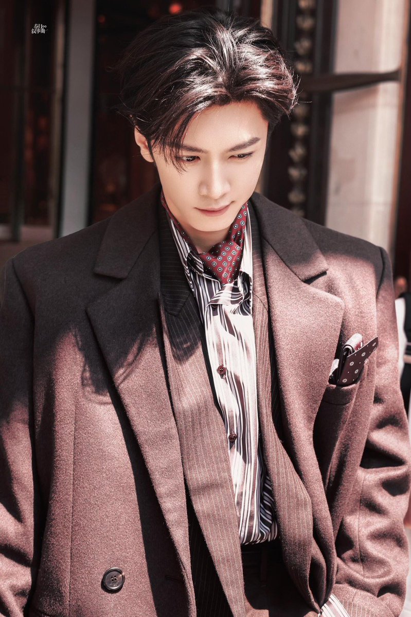 joyjs3127's tweet photo. ปารีส 🔥🔥🔥

#ChenZheyuan #ParisFashionWeek #ChenZheyuanYSL #เฉินเจ๋อหย่วน
#YSL https://t.co/qXNNboJeer