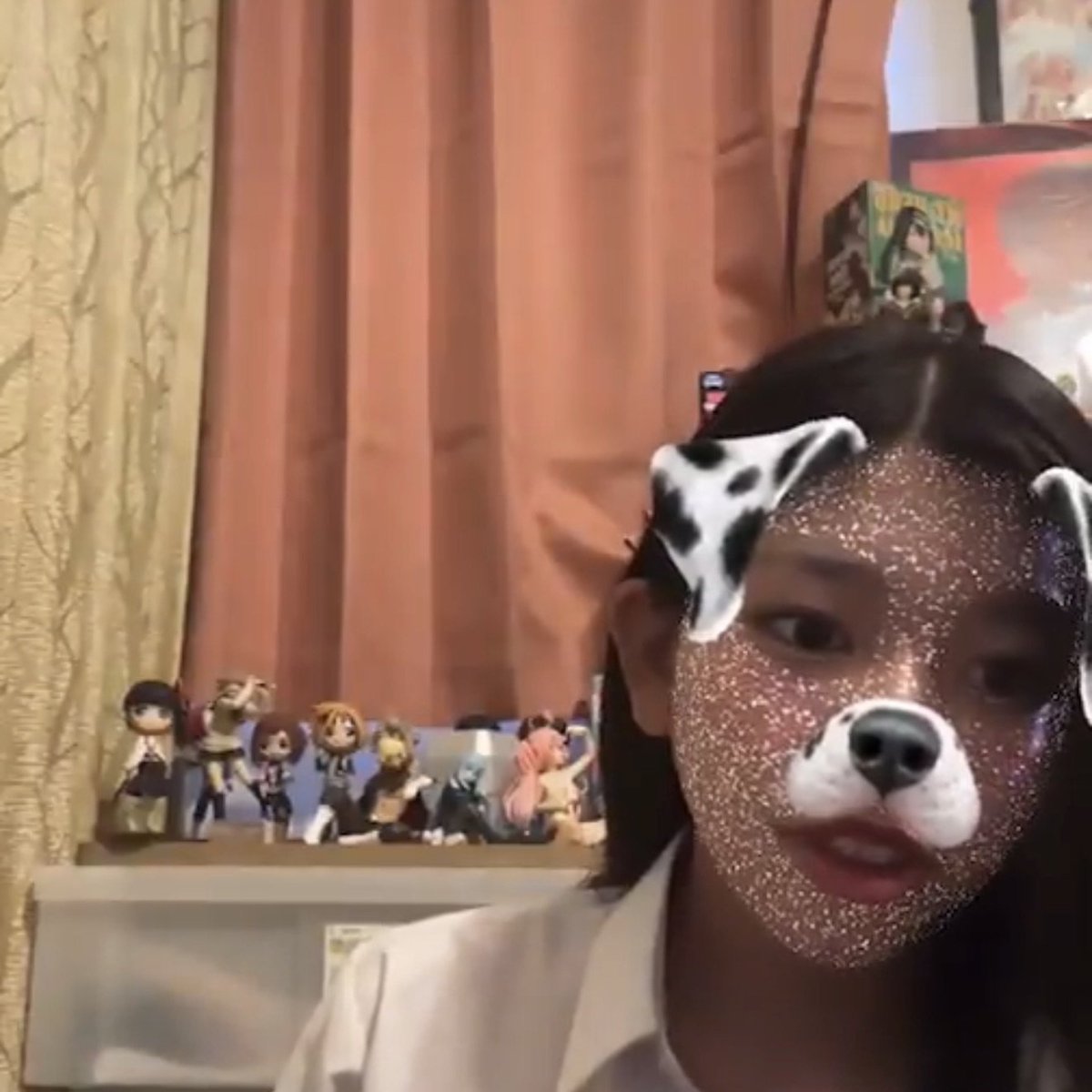 KathiBellArt's tweet photo. この子のフル持ってる人！！！
誰か��プにお願いします！！ https://t.co/o47do9Cz83