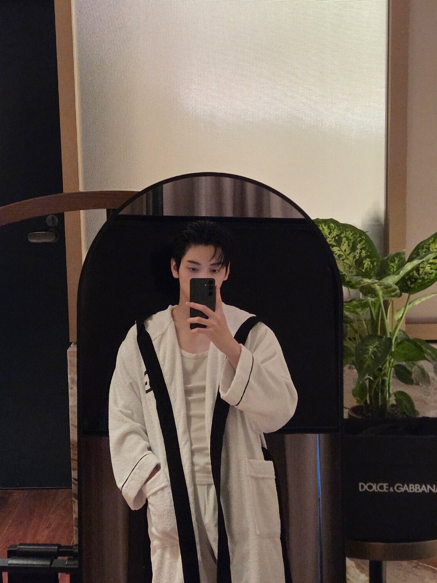homesbin's tweet photo. ͏͏  ͏ ͏͏  ͏ ͏͏  ͏ ͏͏  ͏͏  ͏ ͏͏  ͏ ͏͏  ͏ ͏͏dolce &amp; gabbana prince. https://t.co/togzfasYJv