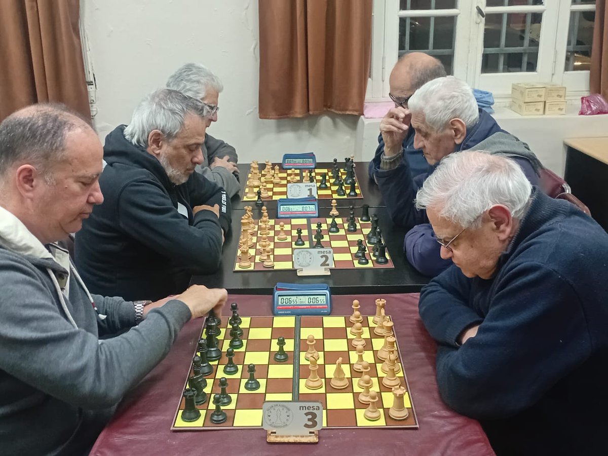 ClubZugzwang's tweet photo. FOTOS DEL TORNEO ABIERTO BLITZ SABATINO DEL CLUB DE AJEDREZ ZUGZWANG 20/06/2026 https://t.co/8tDP8vbHFo