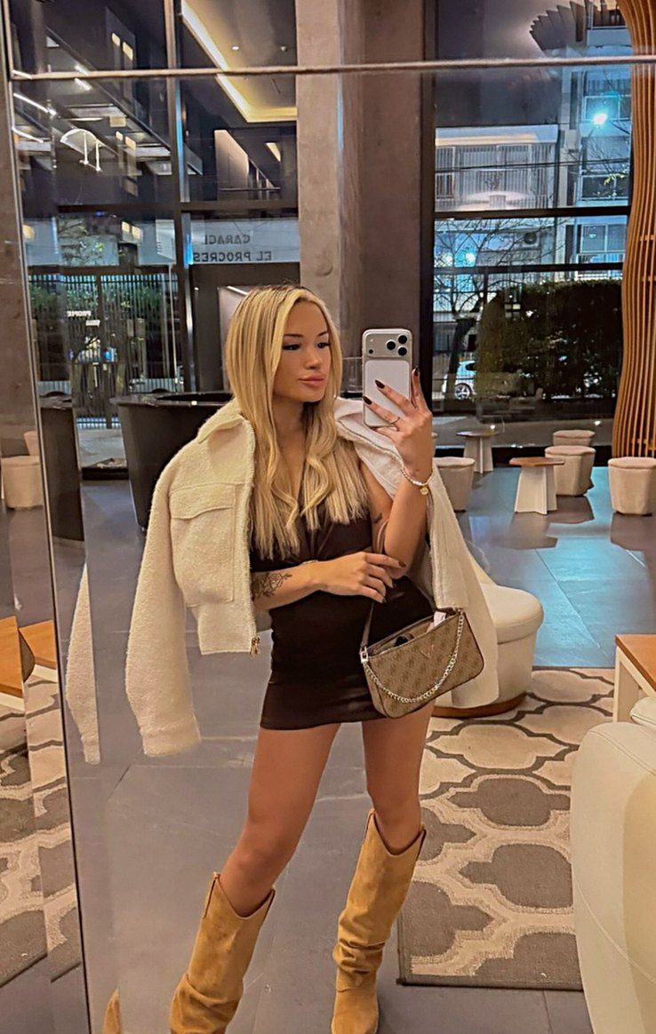 Bny3553's tweet photo. ok posting this real quick dont judge mirror caught me at the right time kinda nice today >< i said i wouldnt but i did felt myself sooo hard might delete later :3 https://t.co/PuodmE50Dh