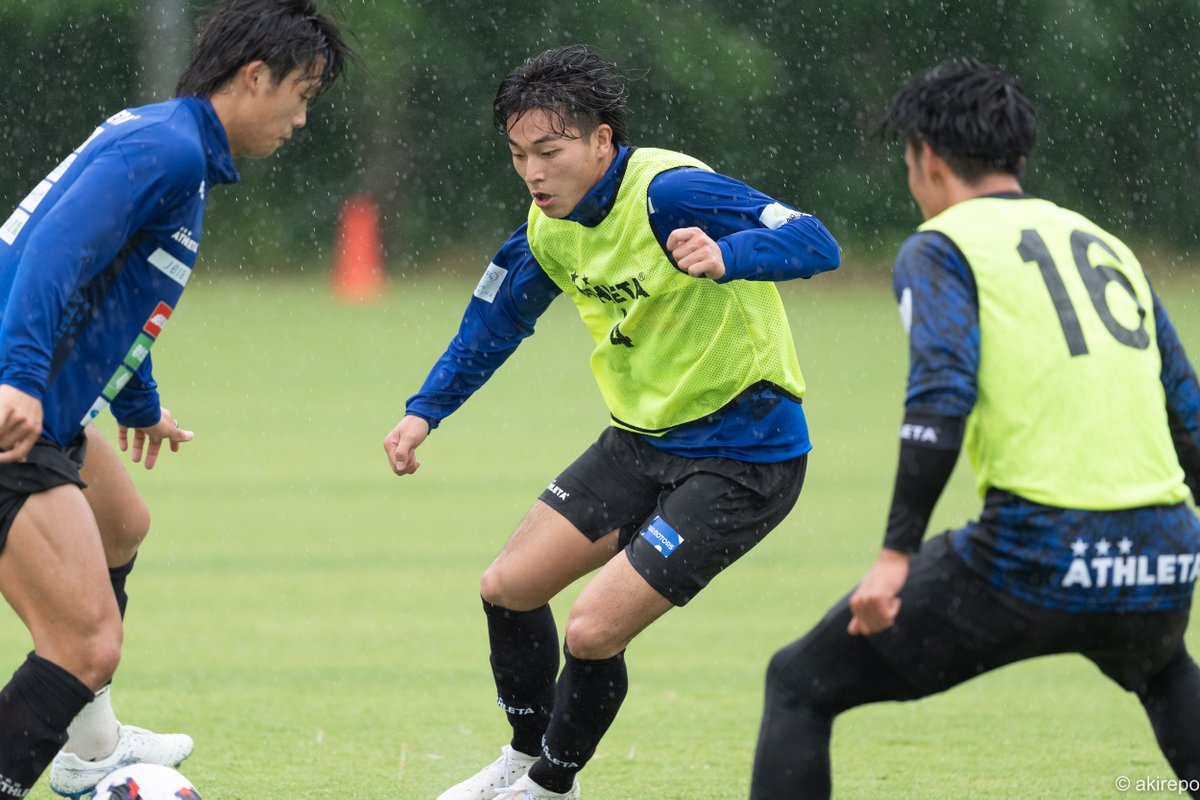 akirepo_targma's tweet photo. フォトレポート【J2】26-27シーズンに向けたチーム立ち上げの練習 43枚（6月22日）−新加入選手が合流しトップ6を目指す日々が始まった - 秋田サッカーレポート https://t.co/S3qe7eFKVt 
#ブラウブリッツ秋田 #秋レポ https://t.co/2CQXgOENQF