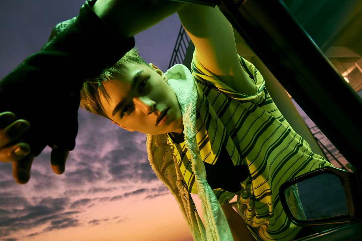 pledis_17's tweet photo. 𝗥𝗘𝗩

1st Mini Album #V8
2026.06.29 6PM (KST) / 5AM (ET)

#THE8 #디에잇
#VERNON #버논

next gear... 06.27 https://t.co/lNJgOmqlCZ