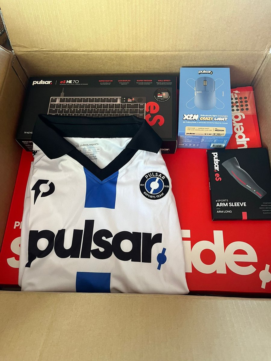 balaskoni's tweet photo. Thanks for the new gear @PulsarGears @PLSRESPORTS @XyuN_FPS 🥰 https://t.co/zEnqfyMrH8