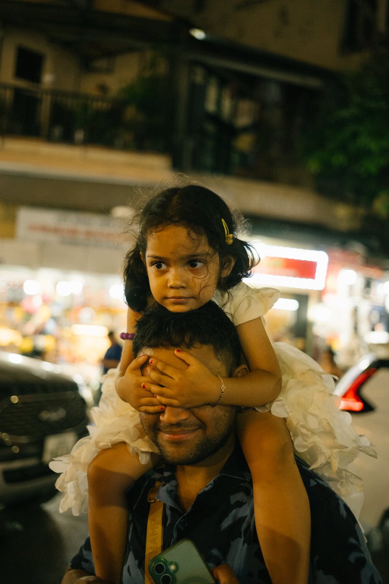 Mikuma1998's tweet photo. Street Photography in Vietnam https://t.co/02w0nVwWkL