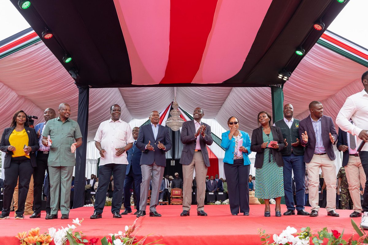 SoberaMedia's tweet photo. President William Ruto presides over the launch of the National Coffee Revival Through Cooperative Societies Programme in Kianyaga, Kirinyaga County. https://t.co/L845mvLM3O
