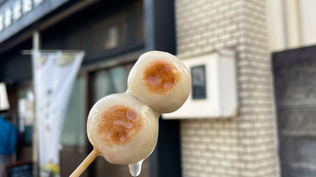 oinagoya's tweet photo. 麸柳商店の生麩のみたらしを食べに、名古屋においでよ。   
明治10年に創業した生麩専門店の、新食感の和スイーツだよ。   

テイクアウトで気軽に、老舗の味を楽しんでね～！ https://t.co/V6nvlZbQ4r