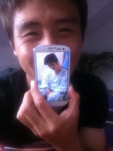 92chill8's tweet photo. 환자복 입은 기ㅅ용 짤아시는분...(이짤아님ㅜ
분명 있었는데...예전에 오토바이 타다가 입원한 거 같다고 썼던 형 사진 있었는데 얼굴 사선으로 핸드폰 하고 있엇음...이랬는데 기억조작으로 환자복 아닐 수도 있음...
 으심되는 것들암거나다보여주세요ㅜ 갤러리 아무리 털어도 안 보임ㅠㅠ https://t.co/NLxlPECrKJ