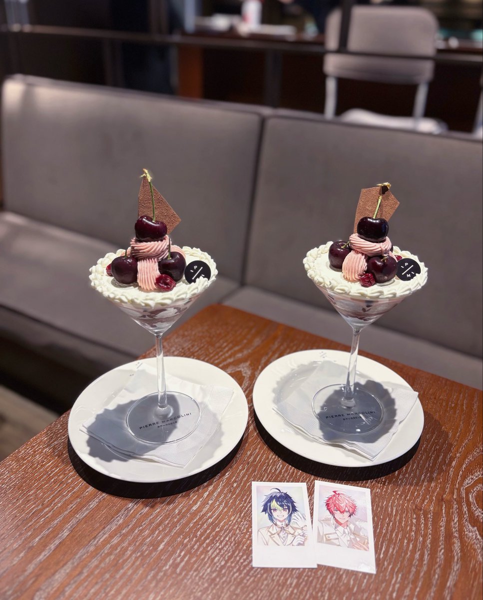 MmO_cha23's tweet photo. ピエールマルコリーニ銀座店⟡.·*.
さくらんぼのパフェ美味しかった🍒♡ https://t.co/do2RsXWTK8