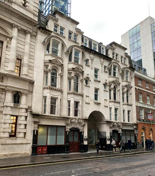 ikeijeh's tweet photo. A planning application has just been submitted in the City of London to replace the building on the left with the development on the right.

At this rate the City of London should achieve full M4 business park status within 5 years. https://t.co/A0Ifl66QWR