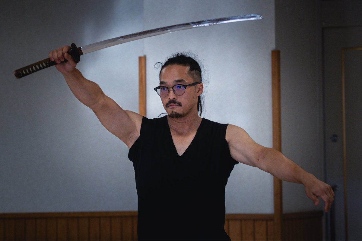 samuraisnowcat's tweet photo. 殺陣ちぃむバチボコ稽古
2026.06.21
Performer 有賀慎之助@aru_sh1n https://t.co/8aBRXmDYrt