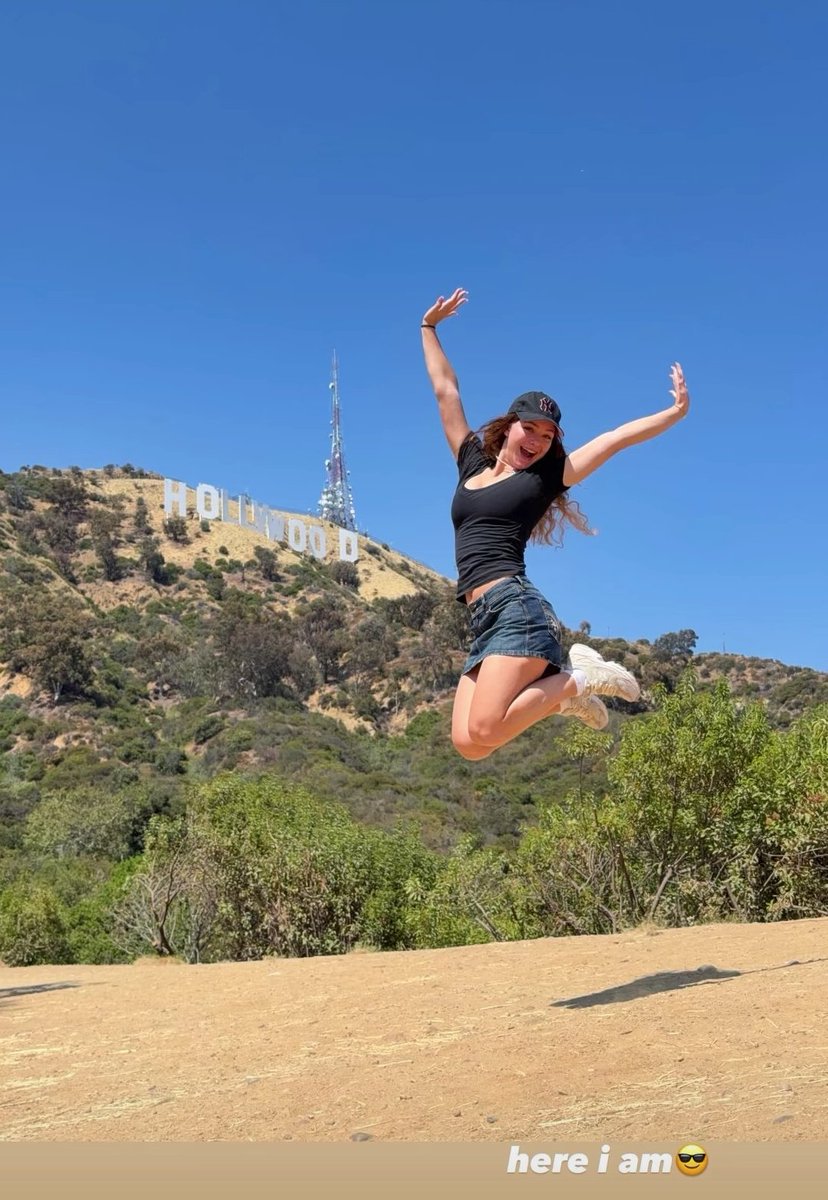 SamoUpdates's tweet photo. 🚨 | Sofia is back in California for her off-season training!😍

📸: sofyasamodelkina | IG https://t.co/ptp6ry0FaN