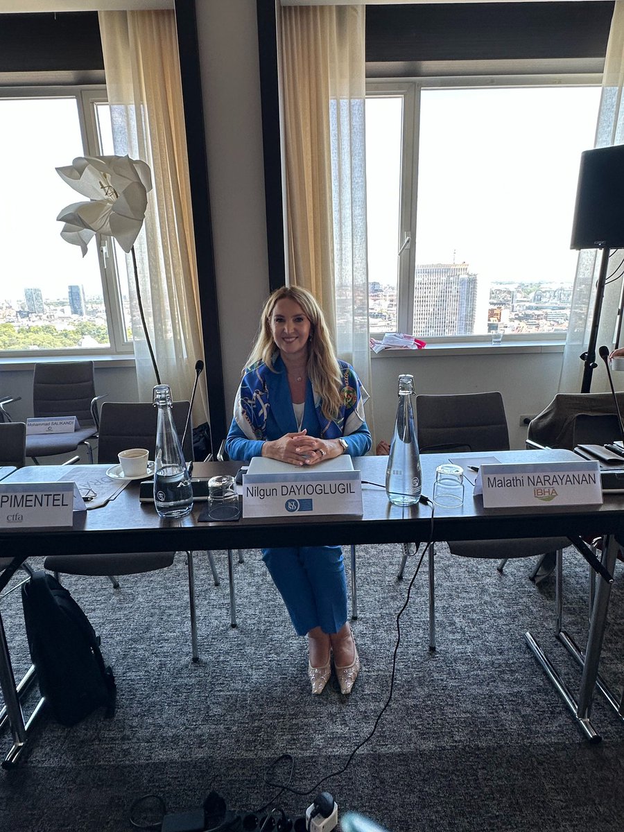 ktsdorgtr's tweet photo. Cosmetics Europe’un ev sahipliğinde 18 Haziran’da Brüksel’de gerçekleştirilen Uluslararası Dernekler İş Birliği Toplantısı (IAC), kozmetik sektörünün uluslararası dernek paydaşlarını bir araya getirdi.
#CosmeticsEurope #KTSD #InternationalCollaboration #CosmeticRegulation https://t.co/Rz6pWVu9sy