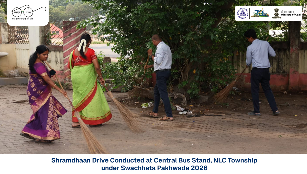 nlcindialimited's tweet photo. As part of #SwachhataPakhwada2026, a Shramdhaan drive was conducted on 20.06.2026 at Central Bus Stand, NLC Township, Neyveli.
Executives, employees, contract workers, and community members came together to promote cleanliness and community well-being.
#NLCIL #Shramdhaan #SwachhBharat #CleanIndia
@CoalMinistry @kishanreddybjp @satishdubeyy