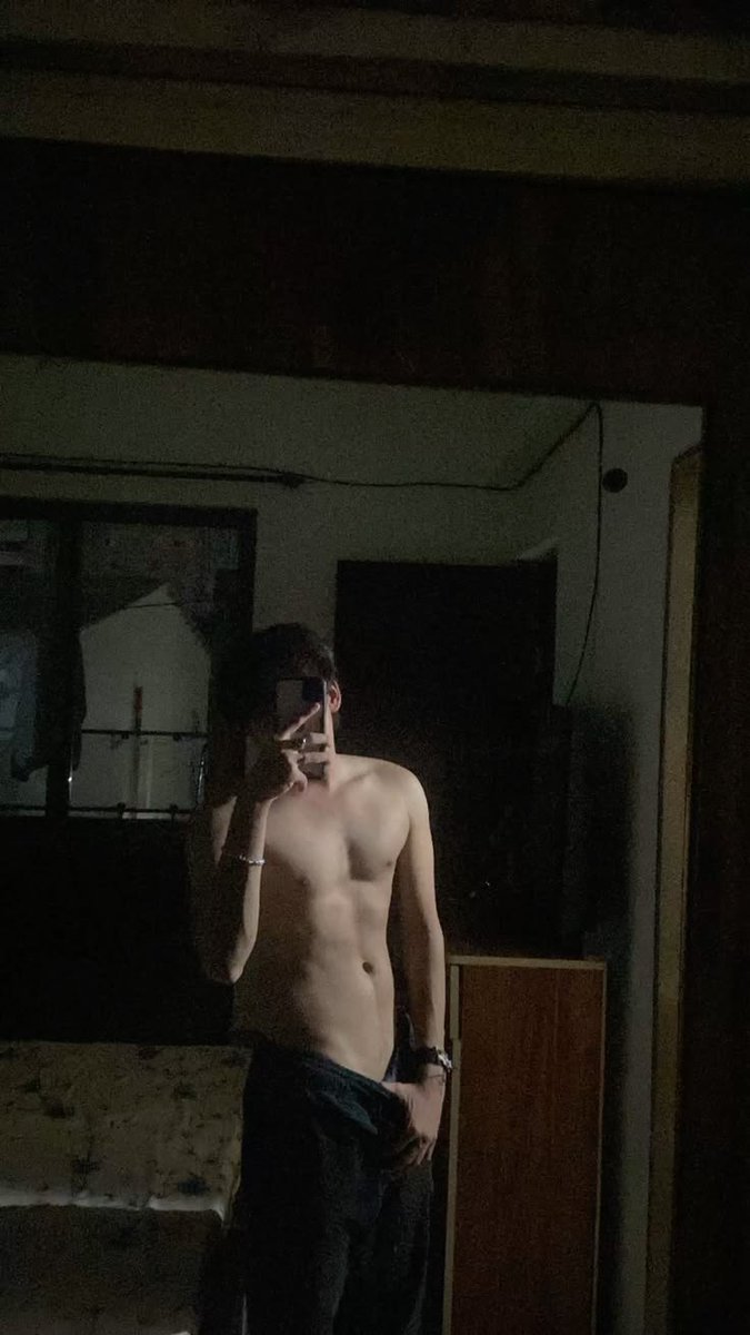 Vgkstoree's tweet photo. colbar #gaymodel #masukberanda https://t.co/PVc1cA1RZi